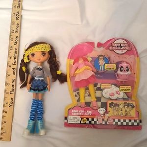 : Kuu Kuu Harajuku Doll angel  with a new fashion pack